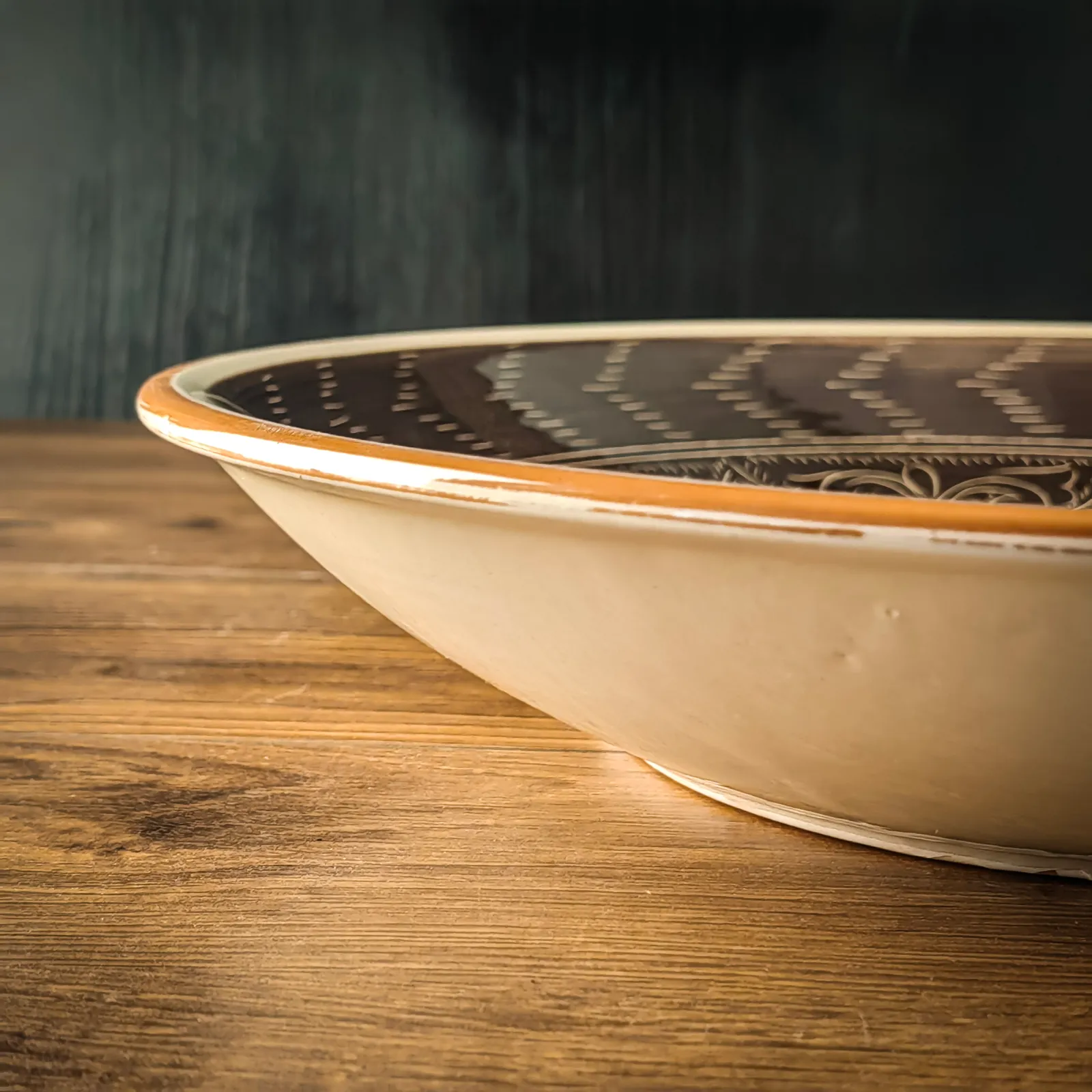 Uzbek Plate (Lyagan) “Brown Pencil” 34 Cm - Image 3