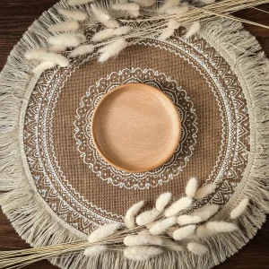 Puidust kauss 13 cm Grillnurk natural wooden bowl on white background