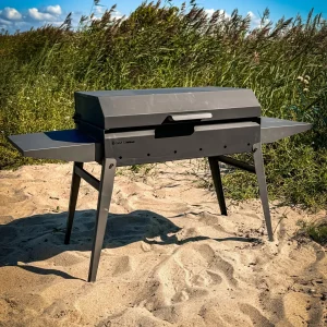 Складной мангал с 2 полками и крышкой.