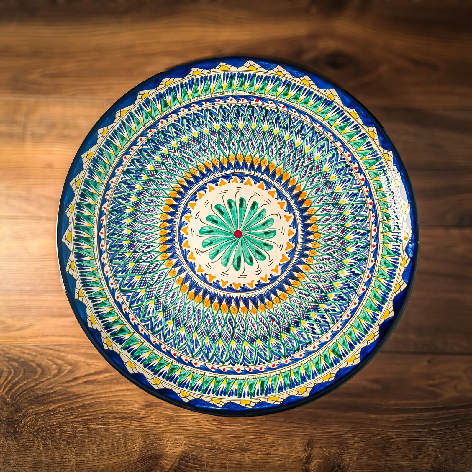 Usbeki praetaldrik ljagan Mehrob 42 cm keraamiline lagan ornamentidega