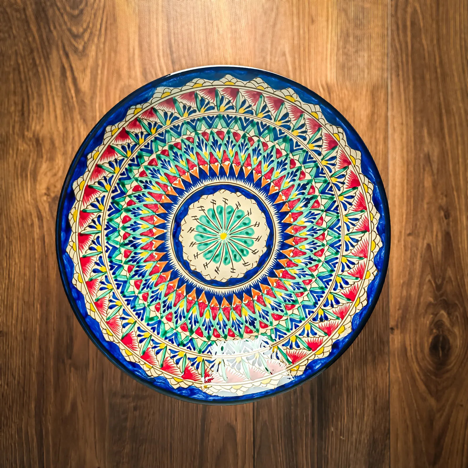 Usbeki praetaldrik ljagan mehrob 34 cm traditsioonilise ornamentiga