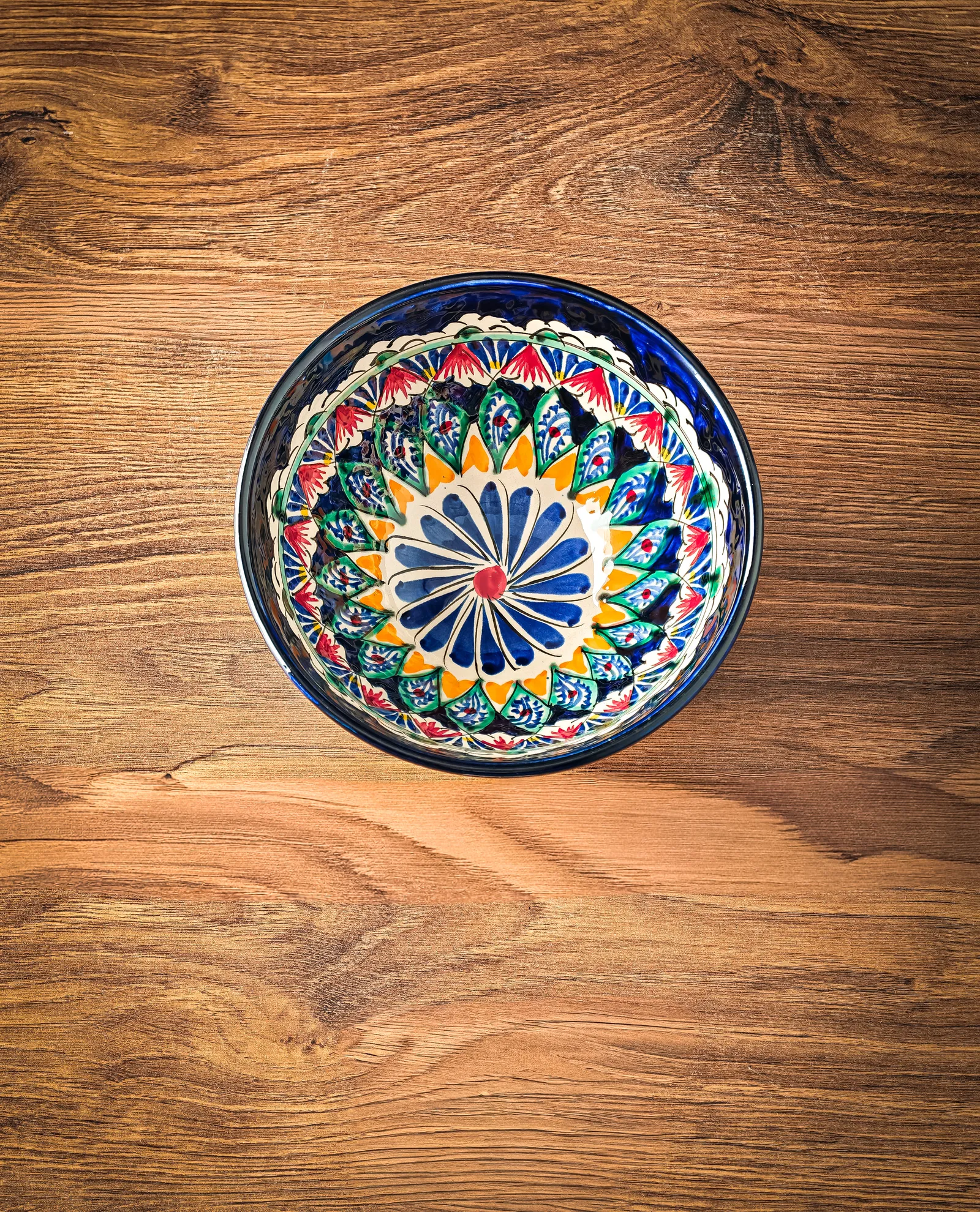 Usbeki kauss 15 cm traditsioonilise ornamentidega, keraamiline