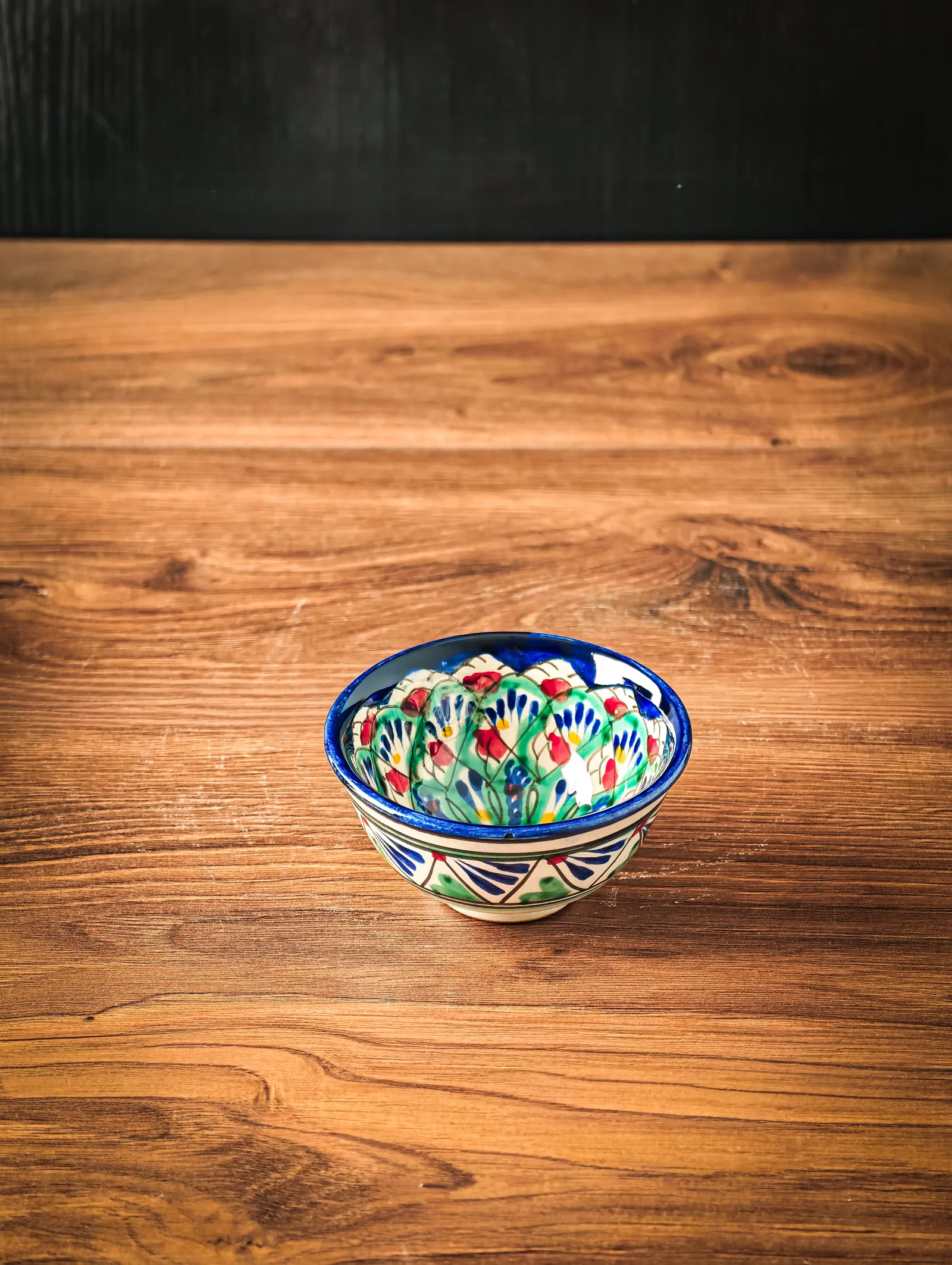 Usbeki kauss 9 cm traditsioonilise ornamendiga keraamiline teekauss
