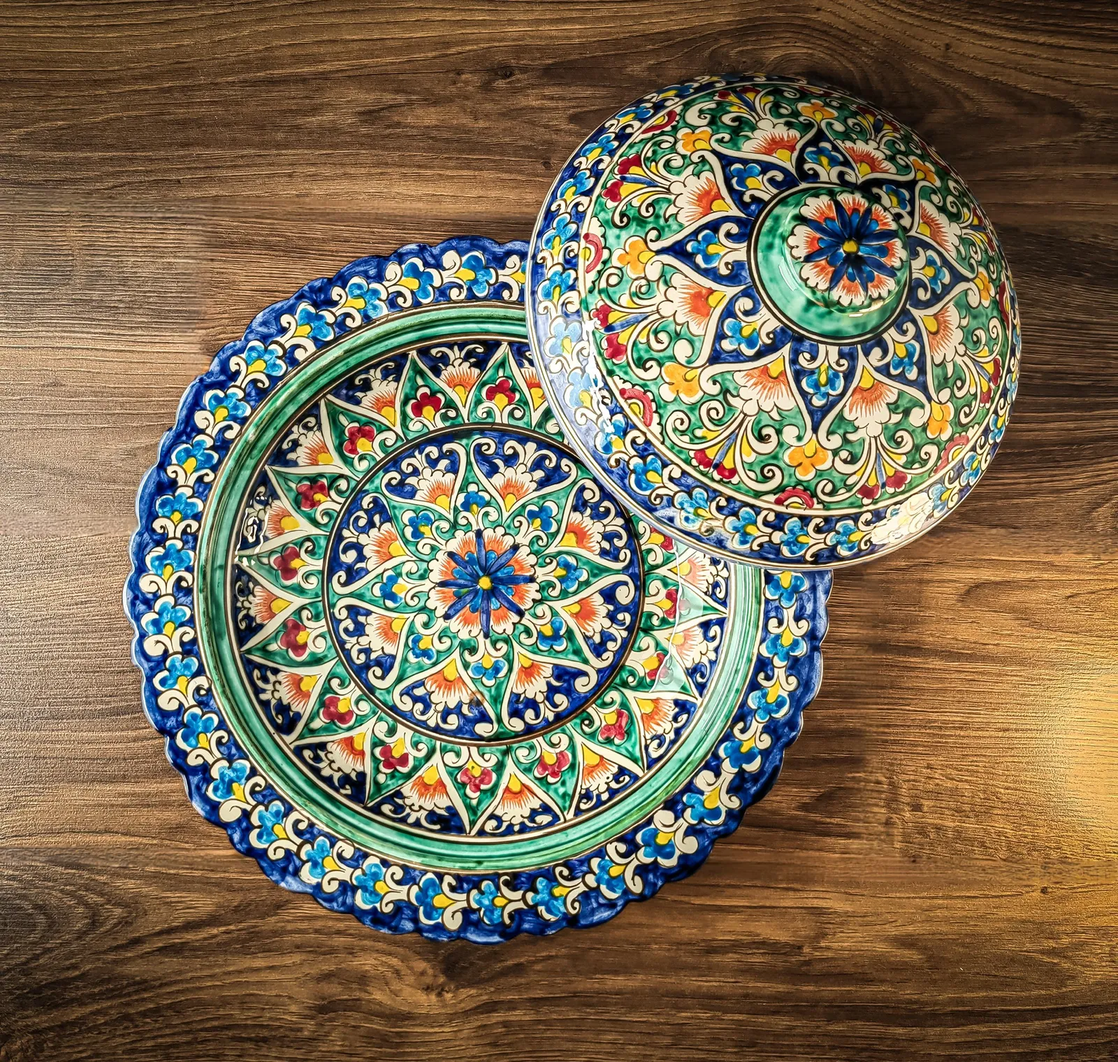Usbeki taldrik kaanega 32 cm — muster1